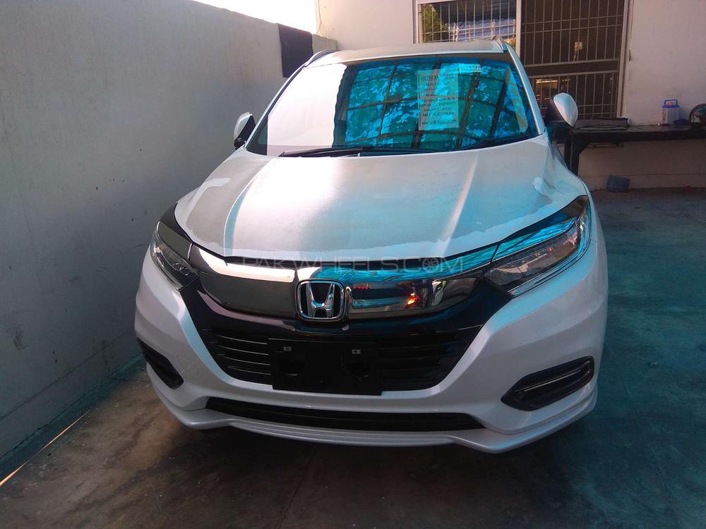 Honda Vezel 2018 for Sale in Lahore Image-1