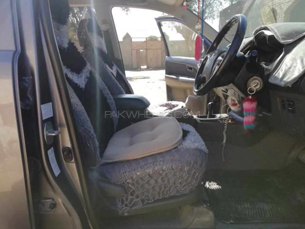 Toyota Hilux 2013 for Sale in Bannu Toyota Hilux 2013 for Sale in Bannu Image-6
