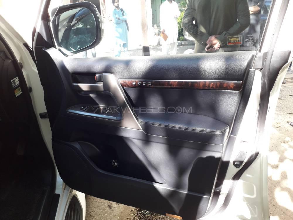 Toyota Land Cruiser 2010 for Sale in Islamabad Toyota Land Cruiser 2010 for Sale in Islamabad Image-8