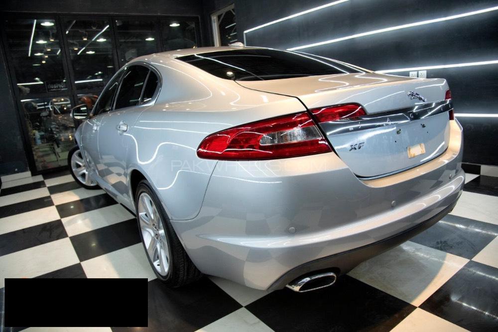 Jaguar XF 2009 for Sale in Lahore Image-1