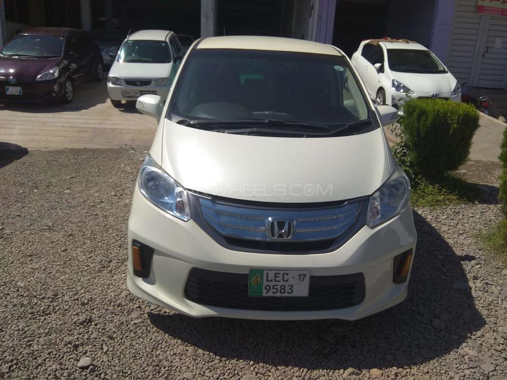Honda Freed 2012 for Sale in Peshawar Image-1