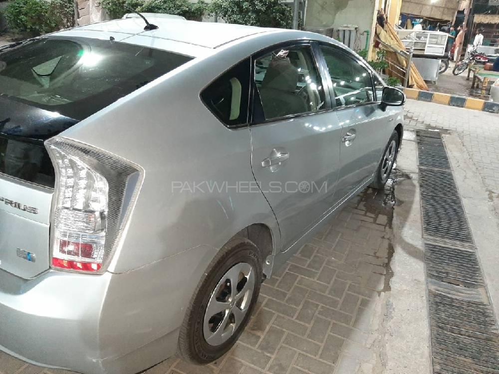 Toyota Prius 2009 for Sale in Gujranwala Toyota Prius 2009 for Sale in Gujranwala Image-6
