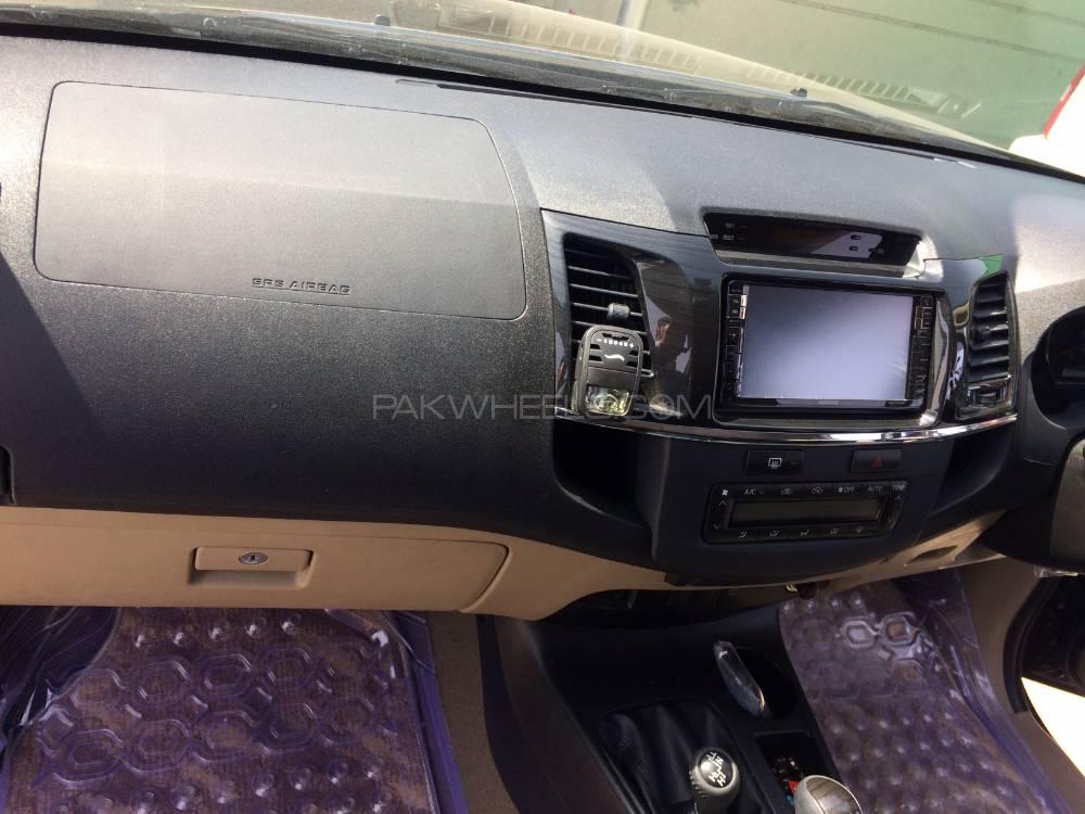 Toyota Fortuner 2016 for Sale in Lahore Toyota Fortuner 2016 for Sale in Lahore Image-5