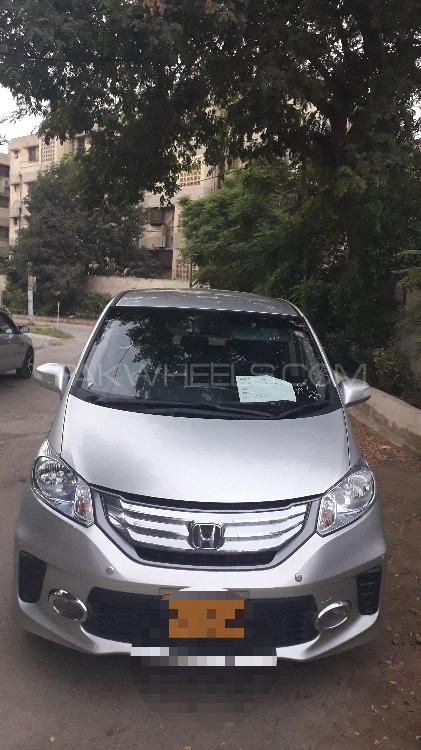 Honda Freed 2012 for Sale in Hayatabad Image-1