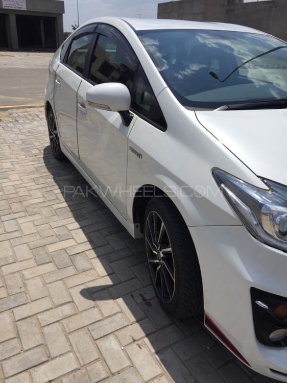 ٹویوٹا پریوس 2015 for Sale in گجرانوالہ ٹویوٹا پریوس 2015 for Sale in گجرانوالہ Image-5