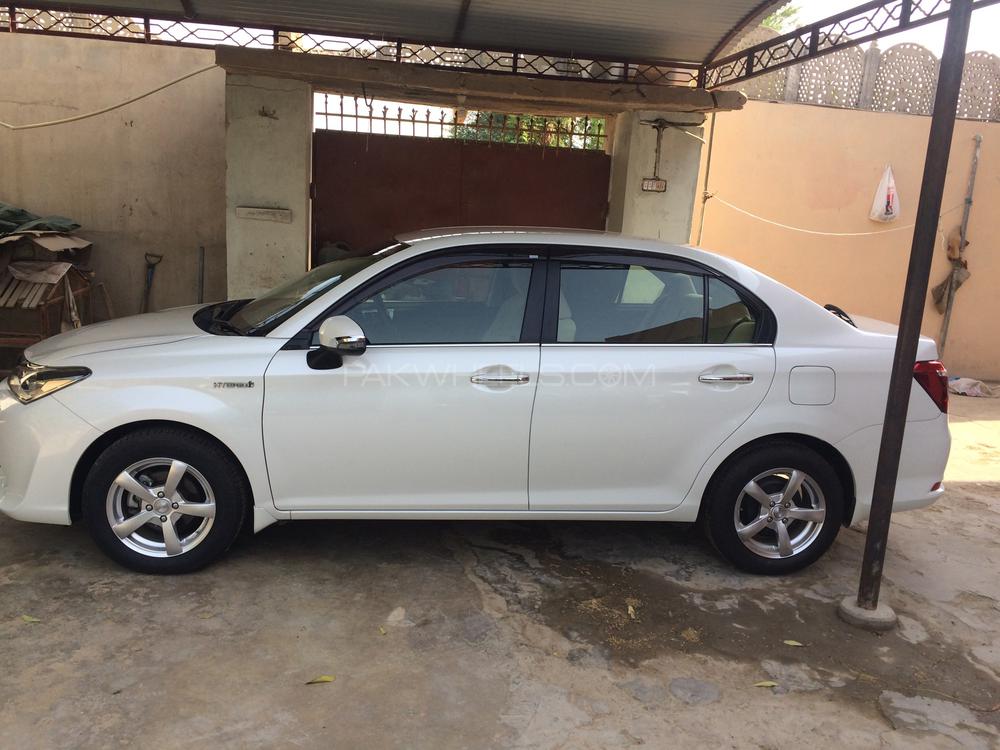 Toyota Corolla Axio 2015 for Sale in Hyderabad Image-1