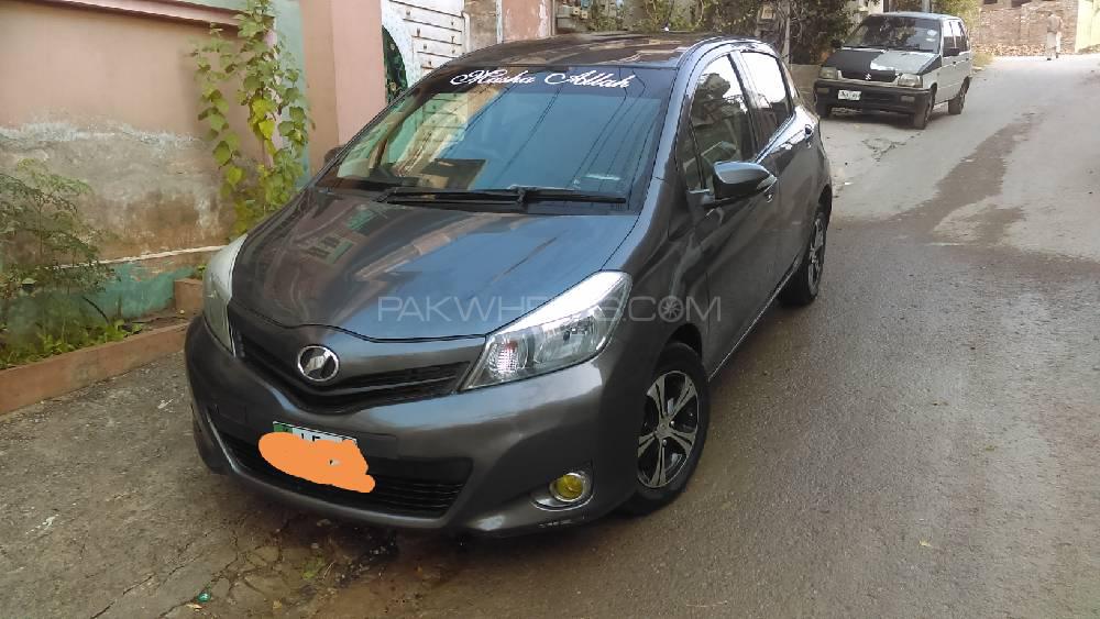 Toyota Vitz 2011 for Sale in Dina Image-1