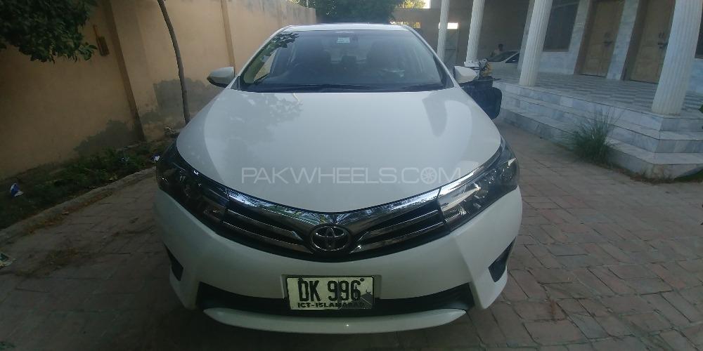 Toyota Corolla 2015 for Sale in Swat Image-1