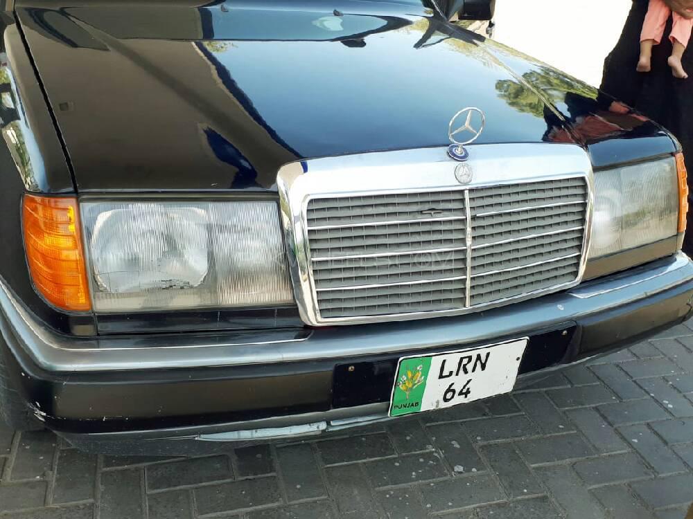 Mercedes Benz E Class 1990 for Sale in Lahore Mercedes Benz E Class 1990 for Sale in Lahore Image-15