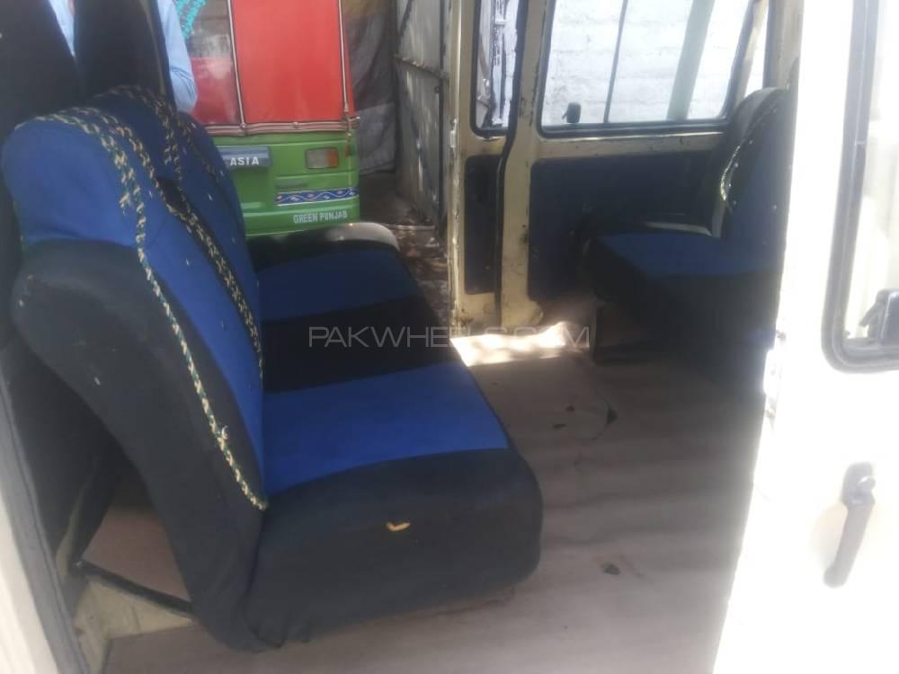 Suzuki Bolan 1993 for Sale in Peshawar Suzuki Bolan 1993 for Sale in Peshawar Image-3