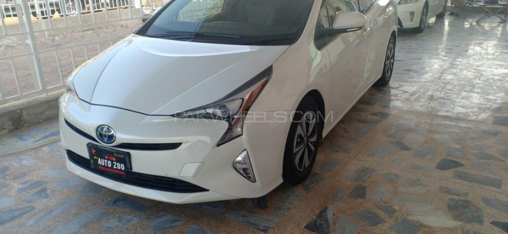 Toyota Prius 2016 for Sale in Peshawar Image-1