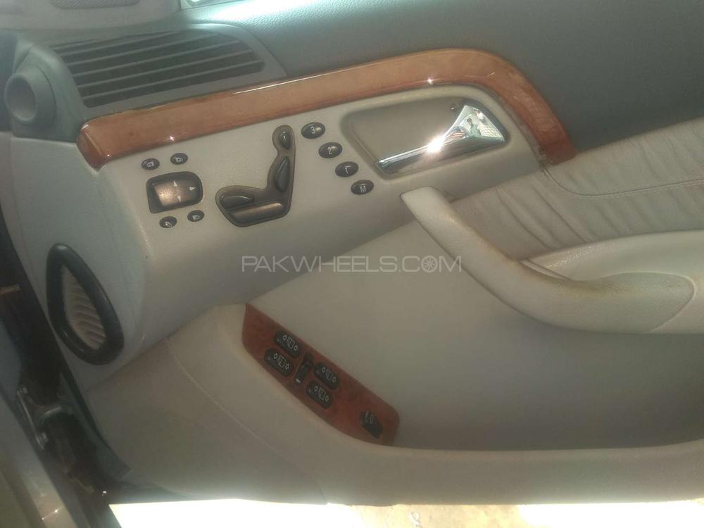 Mercedes Benz S Class 2002 for Sale in Karachi Mercedes Benz S Class 2002 for Sale in Karachi Image-8