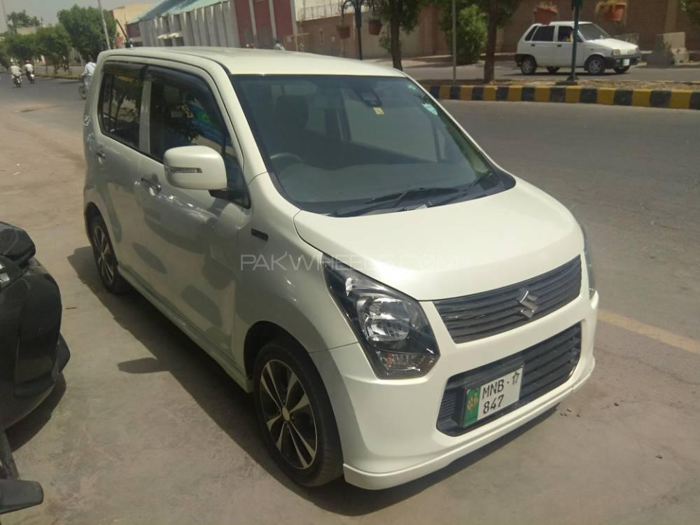 Suzuki Wagon R 2013 for Sale in Bahawalpur Suzuki Wagon R 2013 for Sale in Bahawalpur Image-2