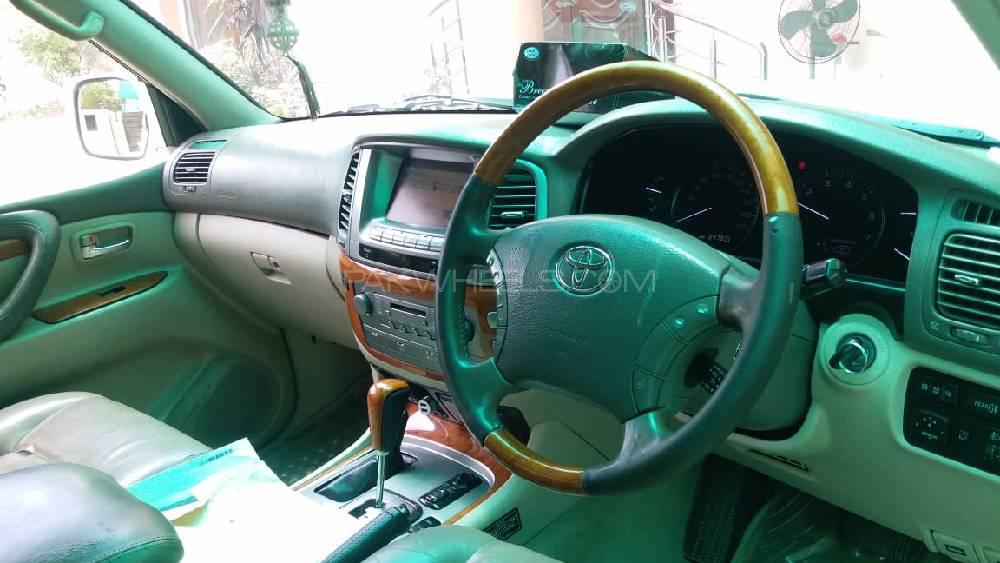 Toyota Land Cruiser 2005 for Sale in Lahore Toyota Land Cruiser 2005 for Sale in Lahore Image-7
