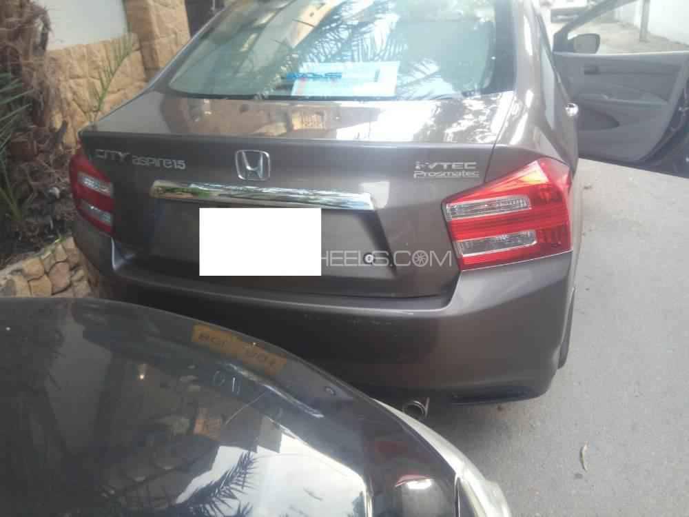 ہونڈا سٹی 2016 for Sale in لاہور ہونڈا سٹی 2016 for Sale in لاہور Image-2