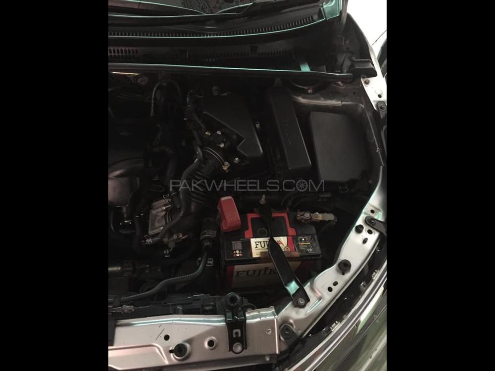 Toyota Corolla 2015 for Sale in Peshawar Toyota Corolla 2015 for Sale in Peshawar Image-5