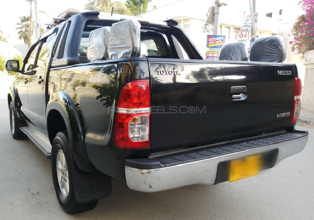 Toyota Hilux 2012 for Sale in Karachi Toyota Hilux 2012 for Sale in Karachi Image-4