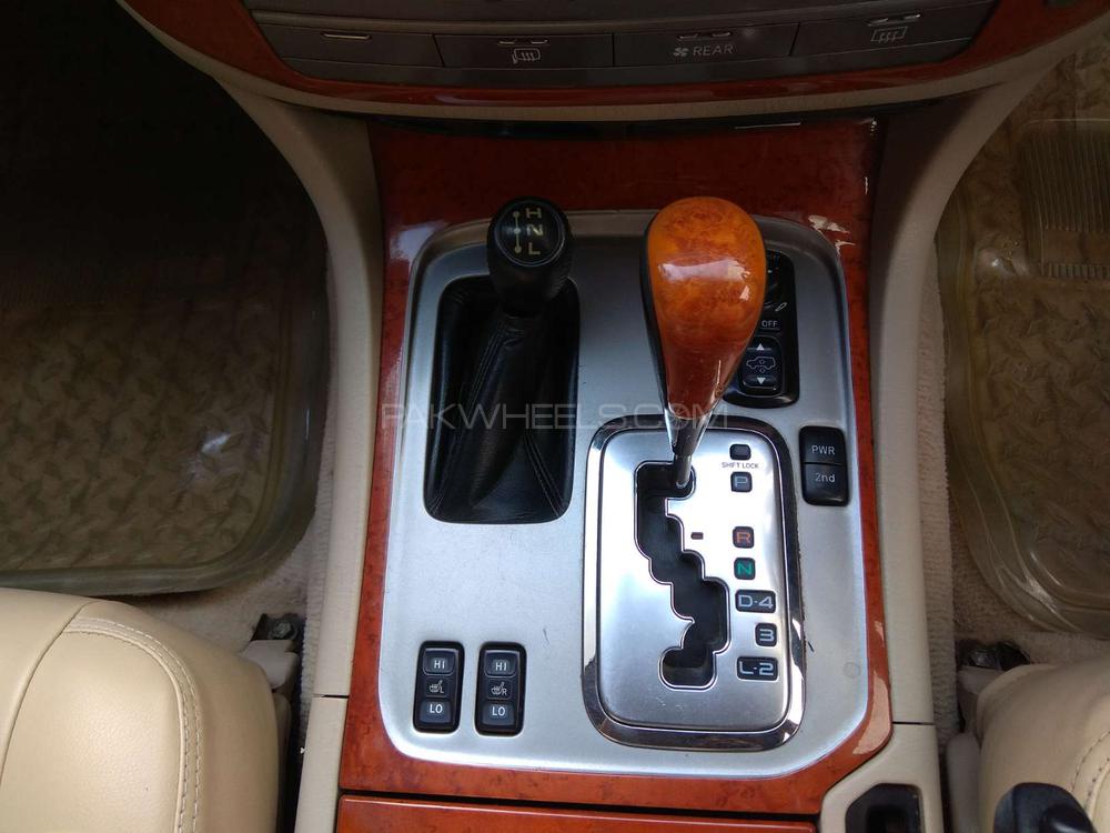 Lexus LX Series 2003 for Sale in Karachi Lexus LX Series 2003 for Sale in Karachi Image-6