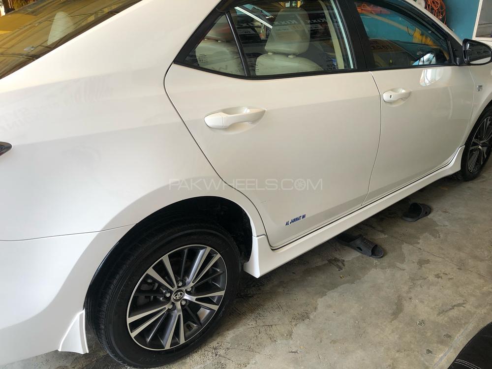 Toyota Corolla 2017 for Sale in Lahore Toyota Corolla 2017 for Sale in Lahore Image-3