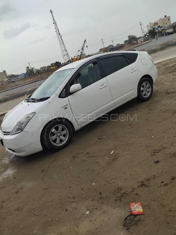 Toyota Prius 2007 for Sale in D.G.Khan Image-1