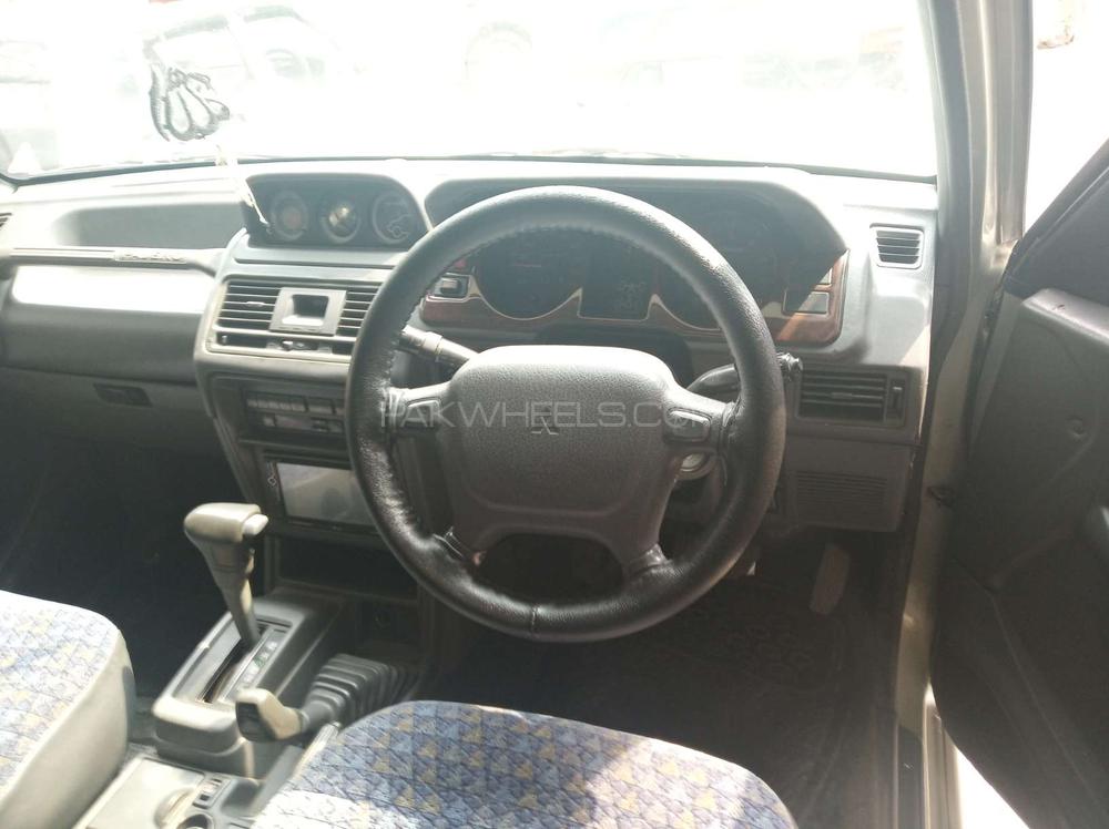 Mitsubishi Pajero 1996 for Sale in Faisalabad Mitsubishi Pajero 1996 for Sale in Faisalabad Image-5