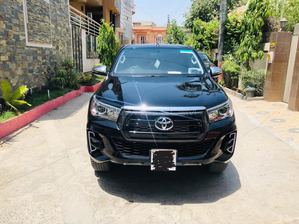 Toyota Hilux 2019 for Sale in Faisalabad Image-1