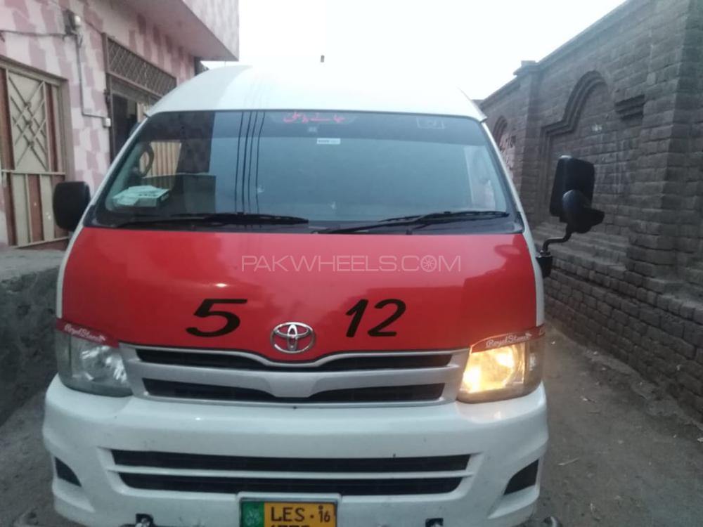 Toyota Hiace 2011 for Sale in Sheikhupura Image-1