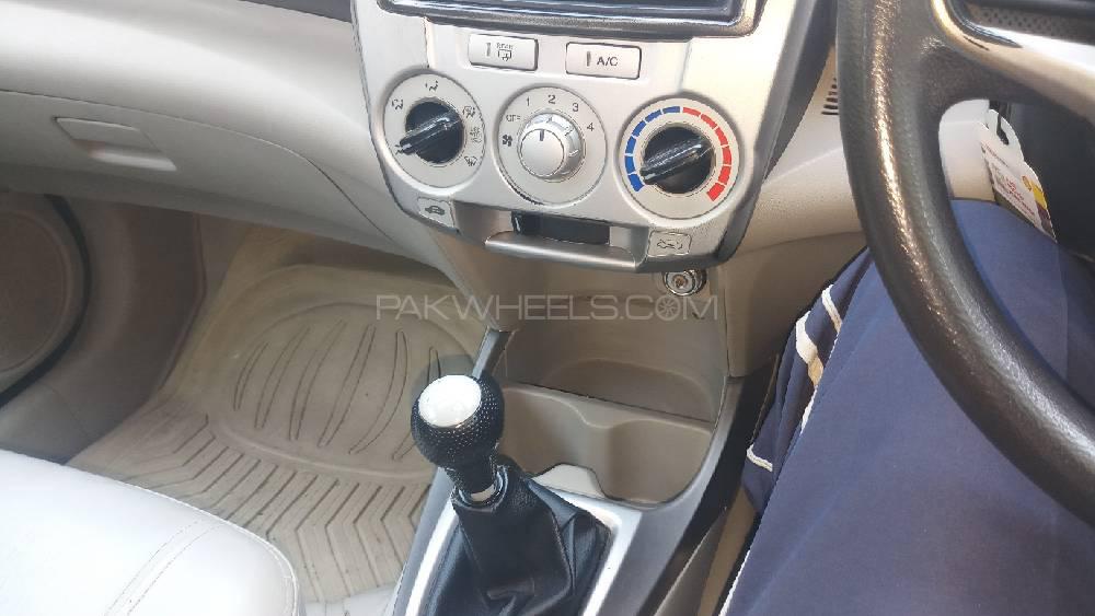 Honda City 2013 for Sale in Attock Honda City 2013 for Sale in Attock Image-10