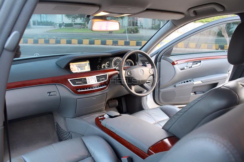 Mercedes Benz S Class 2009 for Sale in Karachi Mercedes Benz S Class 2009 for Sale in Karachi Image-8