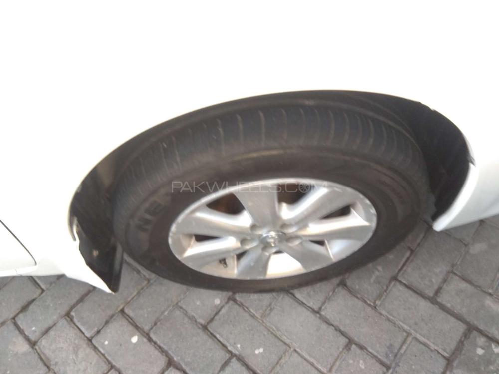 Toyota Corolla 2016 for Sale in Lahore Toyota Corolla 2016 for Sale in Lahore Image-4