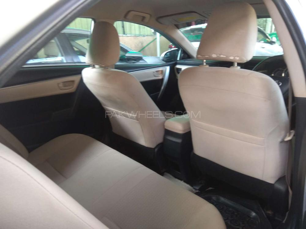 Toyota Corolla 2016 for Sale in Lahore Toyota Corolla 2016 for Sale in Lahore Image-11