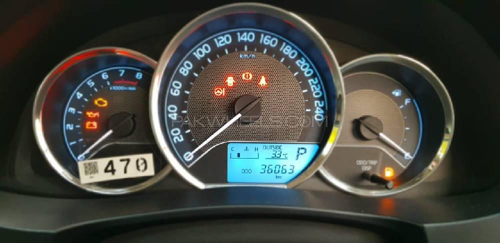 Toyota Corolla 2017 for Sale in Karachi Toyota Corolla 2017 for Sale in Karachi Image-3