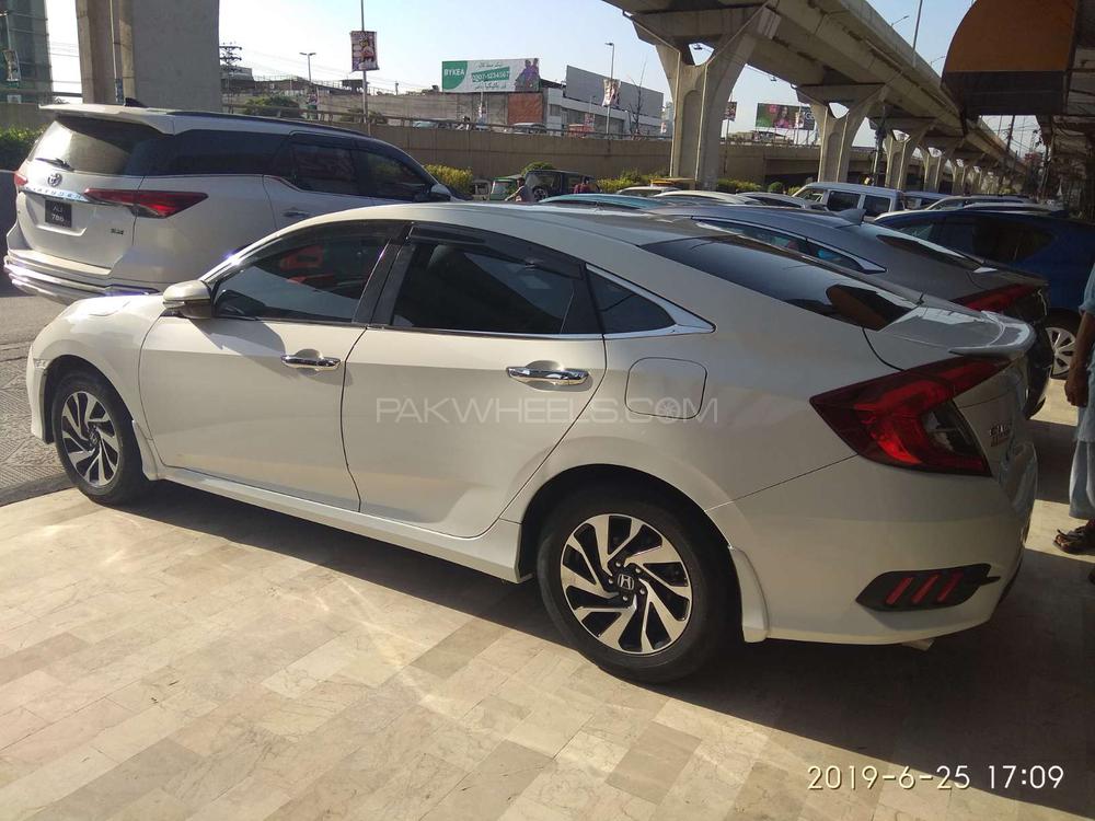 Honda Civic 2016 for Sale in Rawalpindi Honda Civic 2016 for Sale in Rawalpindi Image-3