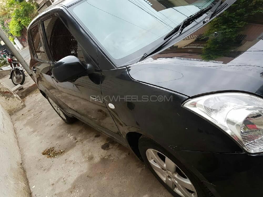 Suzuki Swift 2014 for Sale in Lahore Suzuki Swift 2014 for Sale in Lahore Image-3