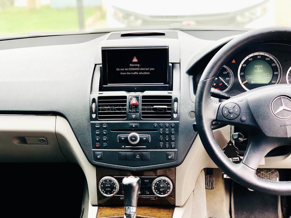 Mercedes Benz C Class 2008 for Sale in Peshawar Mercedes Benz C Class 2008 for Sale in Peshawar Image-4