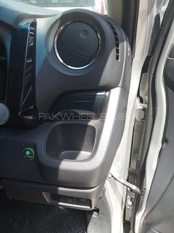 Honda N Wgn 2015 for Sale in Gujranwala Honda N Wgn 2015 for Sale in Gujranwala Image-8