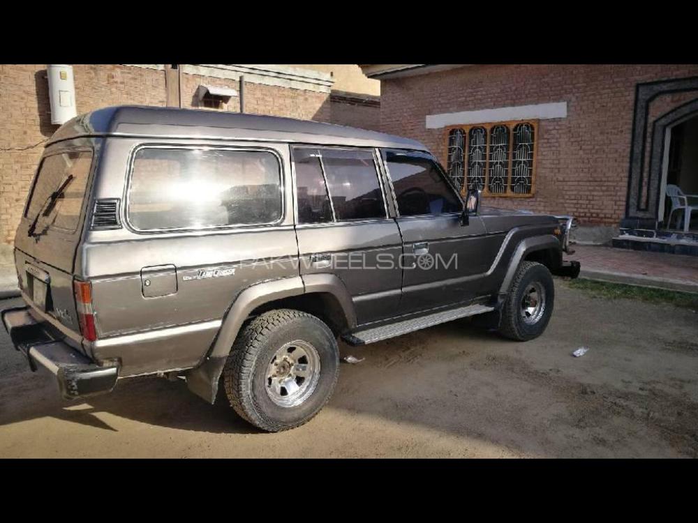 Toyota Land Cruiser 1984 for Sale in Bannu Image-1