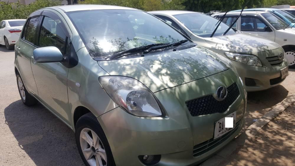 Toyota Vitz 2007 for Sale in Islamabad Image-1