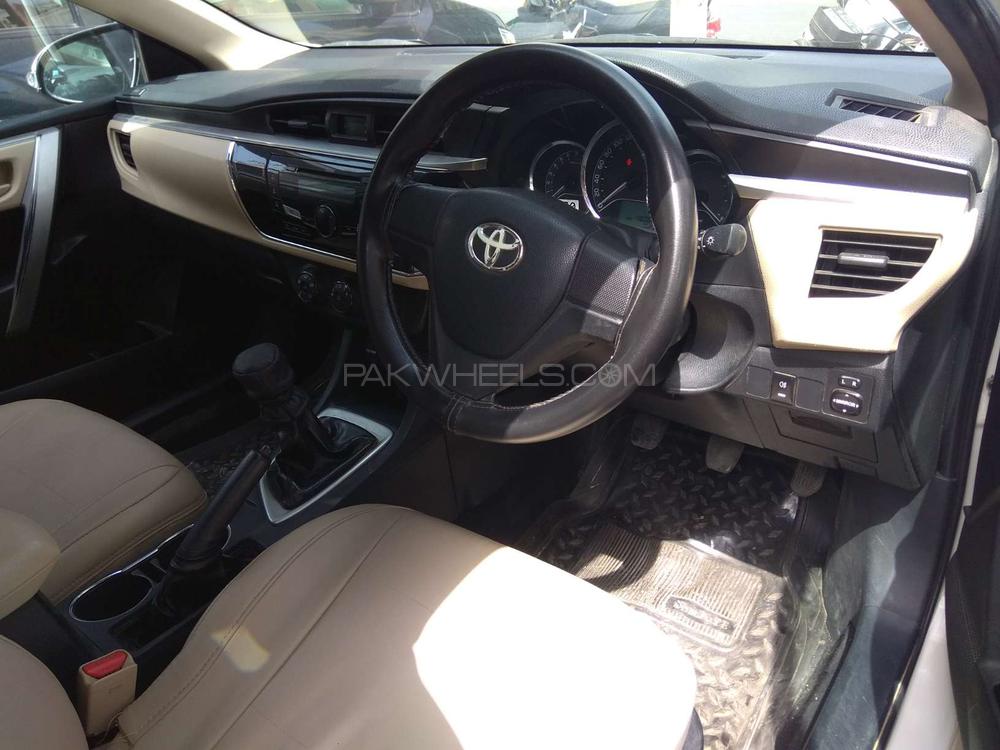 Toyota Corolla 2015 for Sale in Karachi Toyota Corolla 2015 for Sale in Karachi Image-2
