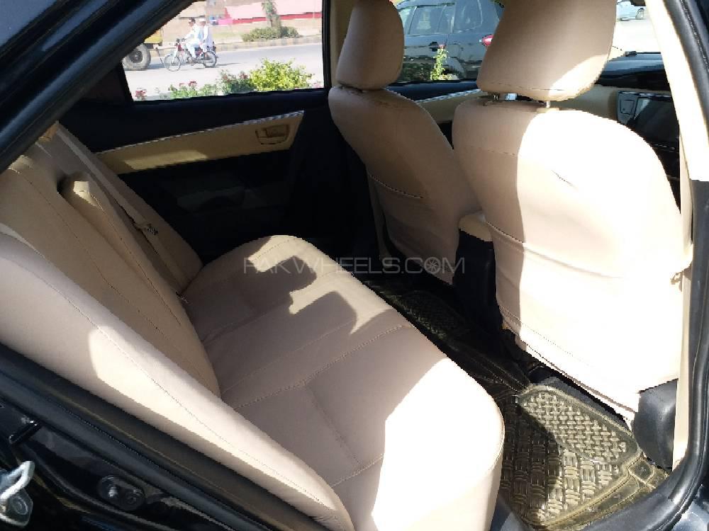 Toyota Corolla 2017 for Sale in Peshawar Toyota Corolla 2017 for Sale in Peshawar Image-7
