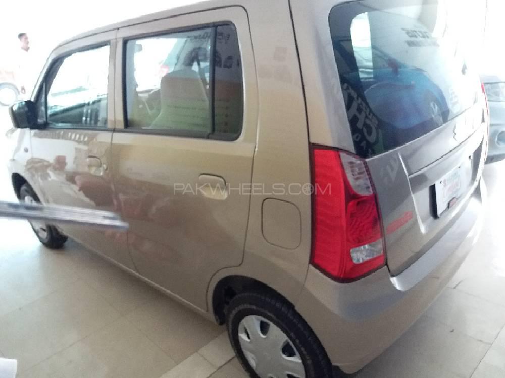 Suzuki Wagon R 2017 for Sale in Lahore Suzuki Wagon R 2017 for Sale in Lahore Image-6