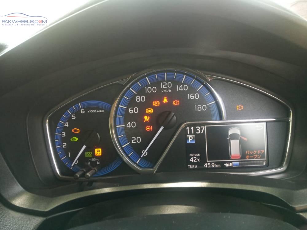 Toyota Corolla Fielder 2015 for Sale in Islamabad Toyota Corolla Fielder 2015 for Sale in Islamabad Image-8