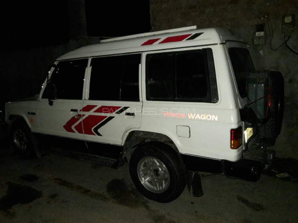 Mitsubishi Pajero 1991 for Sale in Lahore Mitsubishi Pajero 1991 for Sale in Lahore Image-6