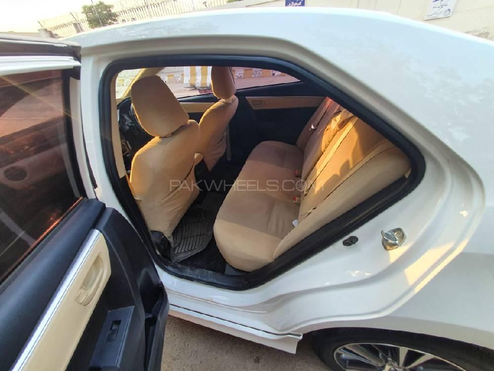 Toyota Corolla 2018 for Sale in Peshawar Toyota Corolla 2018 for Sale in Peshawar Image-3