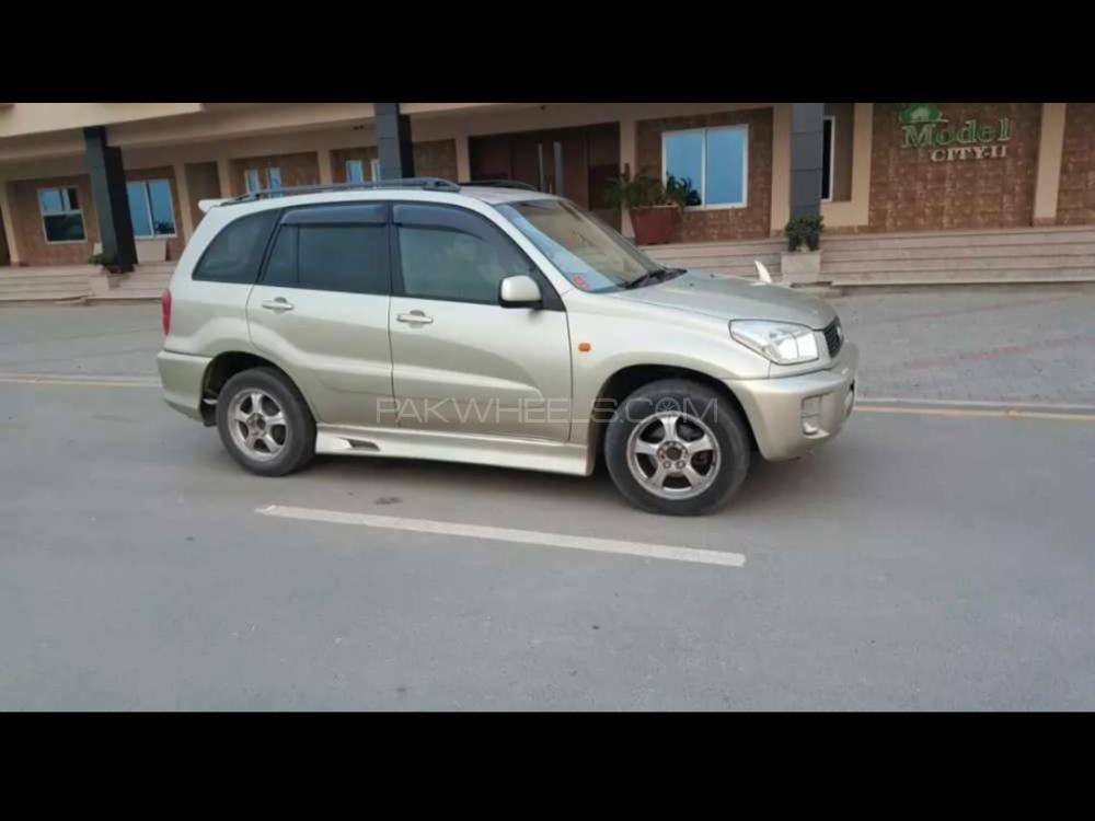 Toyota Rav4 2003 for Sale in Faisalabad Image-1