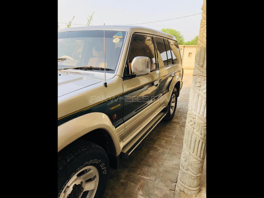 Mitsubishi Pajero 1992 for Sale in Multan Mitsubishi Pajero 1992 for Sale in Multan Image-17
