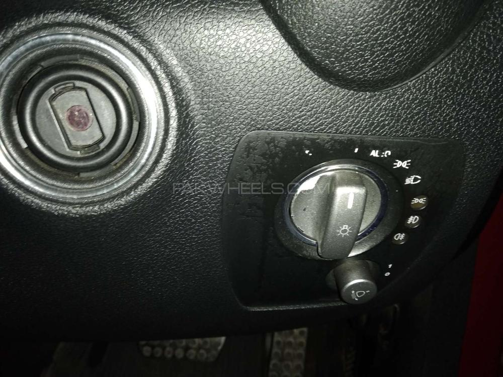 Mercedes Benz SLK Class 2007 for Sale in Lahore Mercedes Benz SLK Class 2007 for Sale in Lahore Image-17