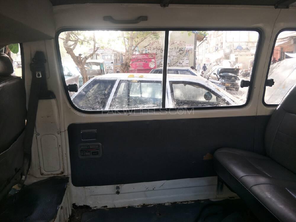 Toyota Hiace 1994 for Sale in Karachi Toyota Hiace 1994 for Sale in Karachi Image-13