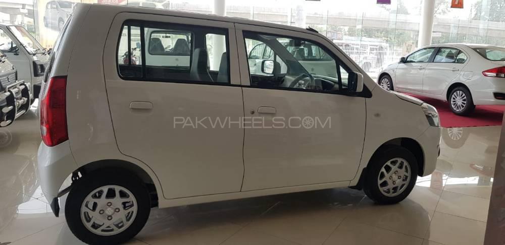 Suzuki Wagon R 2018 for Sale in Peshawar Suzuki Wagon R 2018 for Sale in Peshawar Image-4