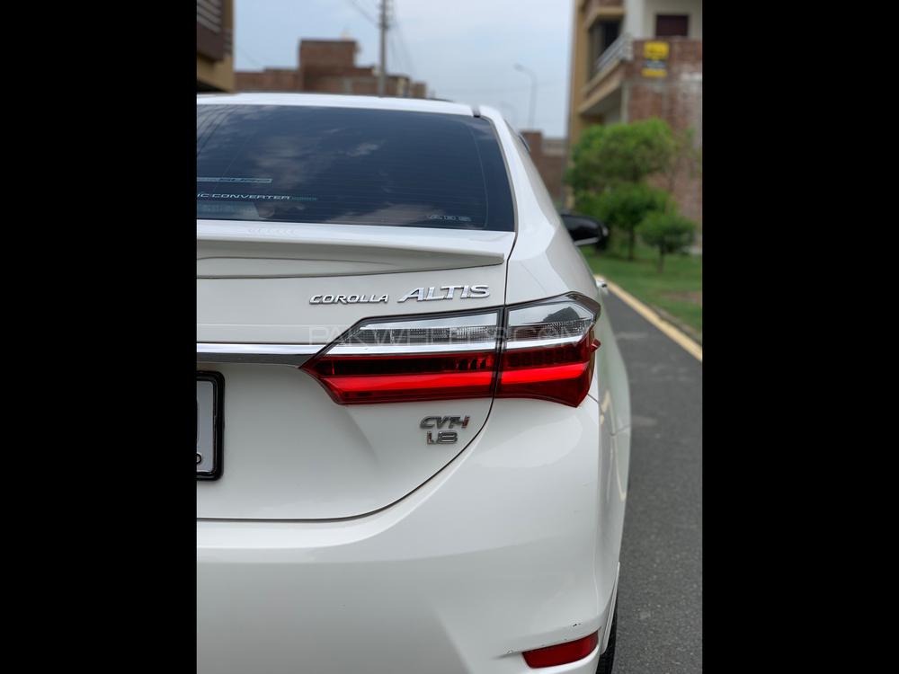 Toyota Corolla 2017 for Sale in Faisalabad Toyota Corolla 2017 for Sale in Faisalabad Image-2